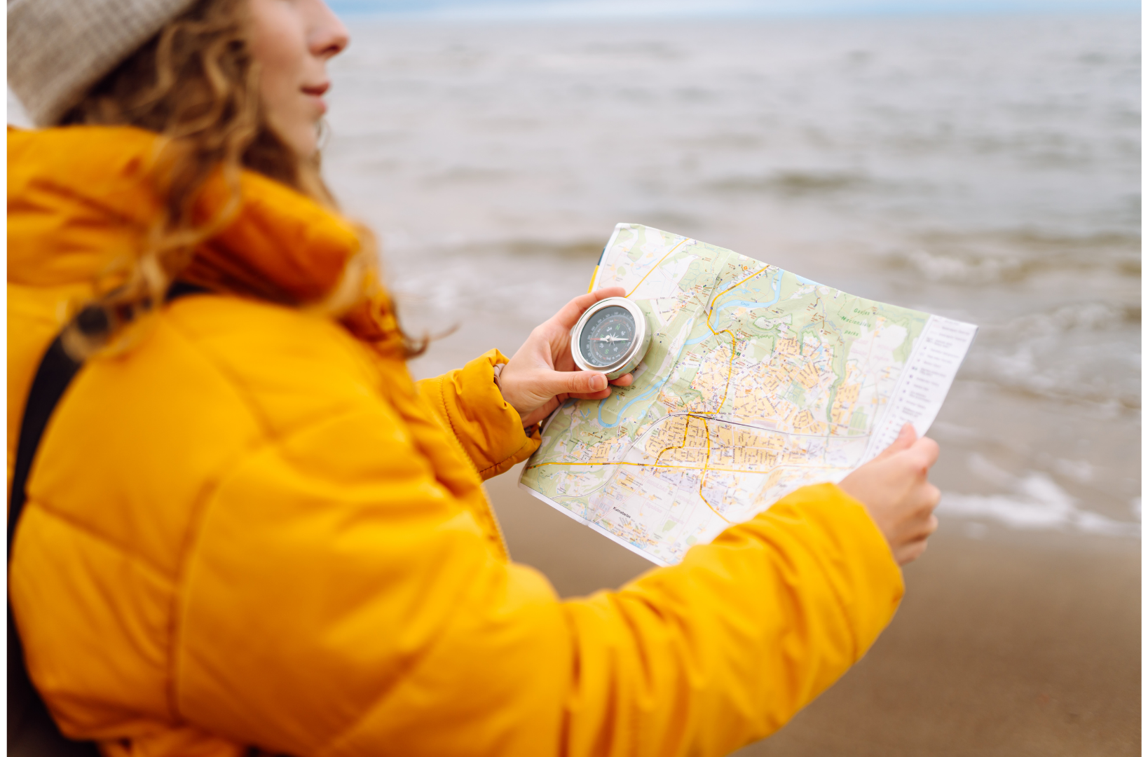 Travel destination exploration via reverse image search